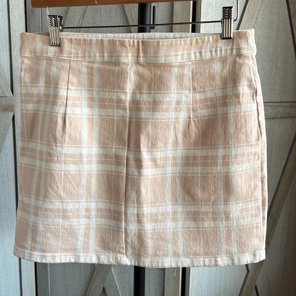 Forever 21 cotton plaid mini skirt, peach/white, size large